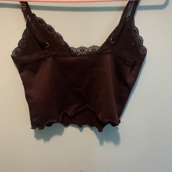 Black lace cropped top - Picture 3 of 3